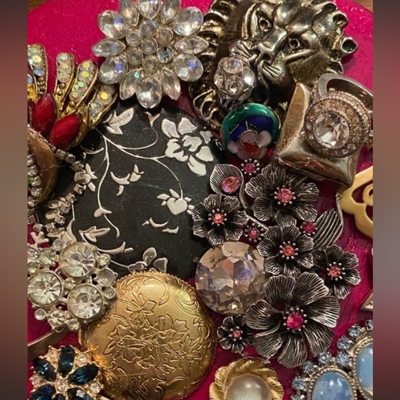 Treasure Box - Picture 2 of 9